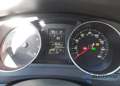 2017 Volkswagen Jetta 1.4T S z USA, uszkodzony, nr VIN 3VW2B7AJ6HM385833